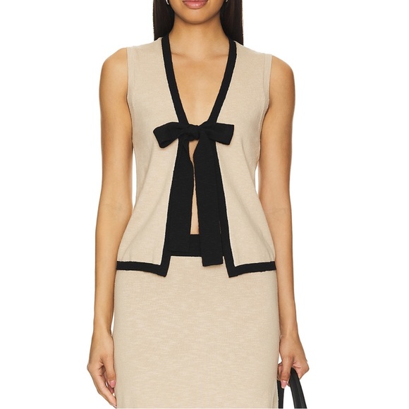 Lovers and Friends Tammy Skirt Set - Picture 2 of 9